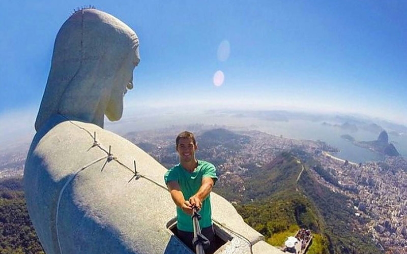 iliad brasile selfie cristo redentore